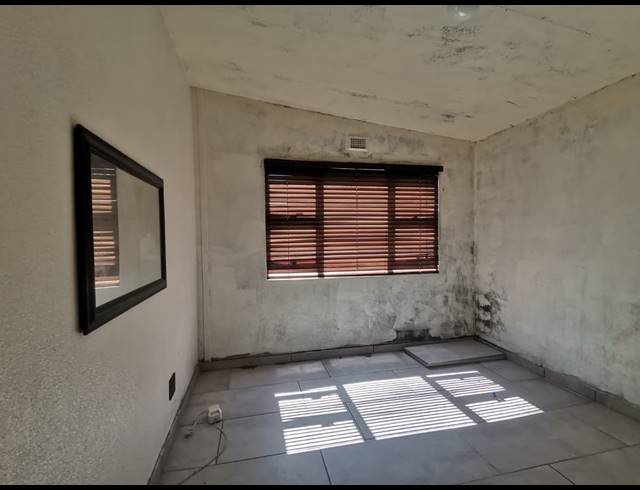 2 BEDROOM TOWNHOUSE FOR SALE IN NATURENA
